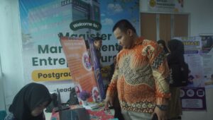 Exhibition of Work: Rekap Kegiatan Pameran Animasi, Film Pendek, dan Game Edukasi Mahasiswa Pendidikan Informatika UMRI